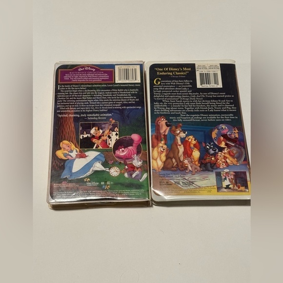 A Set of 2 Walt Disney Movies - Lady and the Tramp and Alice in Wonderland - Picture 3 of 3